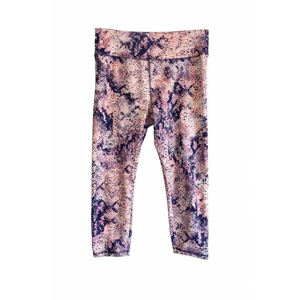 Jockey Women's Capri Leggings – Size Large – Geometric Print